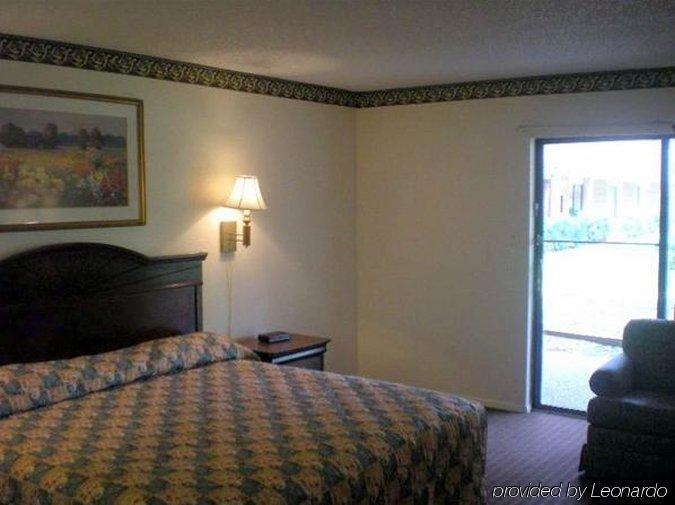 Granbury Inn And Suites Exterior foto